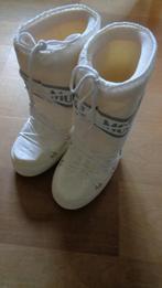 Witte Moon Boots maat 35 tot 38 NIEUW, Sport en Fitness, Skiën en Langlaufen, Snowboots, Nieuw, Ski, Ophalen