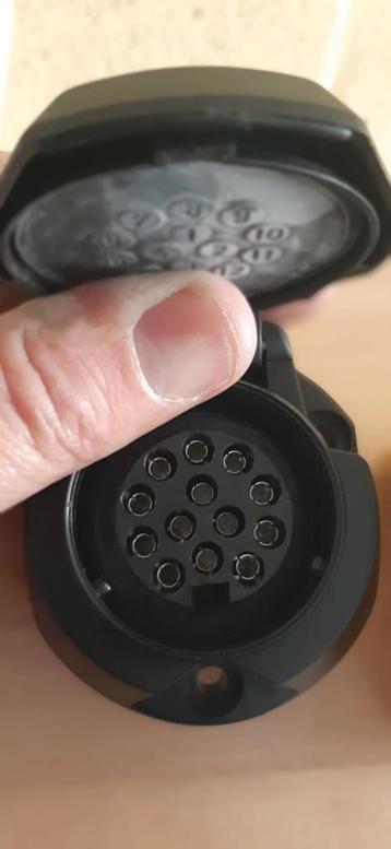 13 polige stekkerdoos  nieuw beschikbaar voor biedingen
