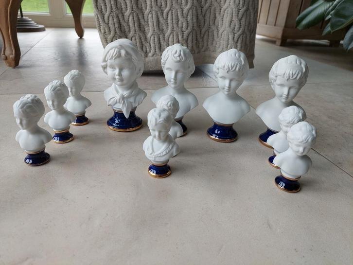 Bustes biscuit porcelaine Capodimonte pucci, Collections, Statues & Figurines, Comme neuf, Enlèvement ou Envoi