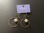 Nieuwe gouden pareloorbellen, Ophalen of Verzenden, Nieuw, Goud, Hangers
