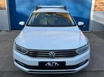 Volkswagen Passat Variant SW 1.6 TDi SCR DSG Navi Camera ACC, Auto's, Automaat, Stof, Gebruikt, 4 cilinders