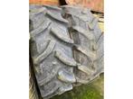 Pneus agricoles – TRAMAXX / PIRELLI – 380/85R28, Articles professionnels