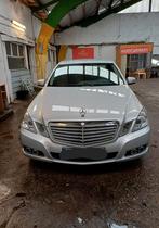 Mercedes E220 CDI elegance 1ste eigenaar 185000km  car pass, Auto's, Voorwielaandrijving, Zwart, 4 cilinders, Particulier
