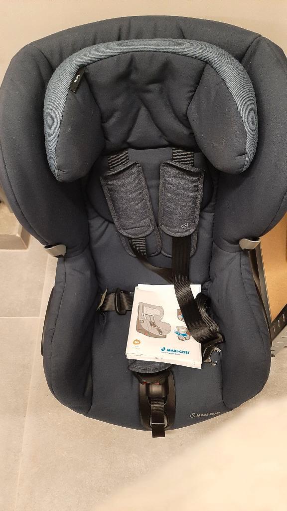 Autostoel Maxi- Cosi Axiss - 90° Draaibaar -  nomad blue, Kinderen en Baby's, Autostoeltjes, Zo goed als nieuw, Maxi-Cosi, 9 t/m 18 kg