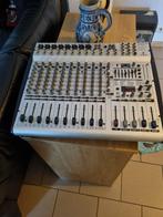 Behringer mixer., 10 tot 20 kanalen, Gebruikt, Microfooningang, Ophalen