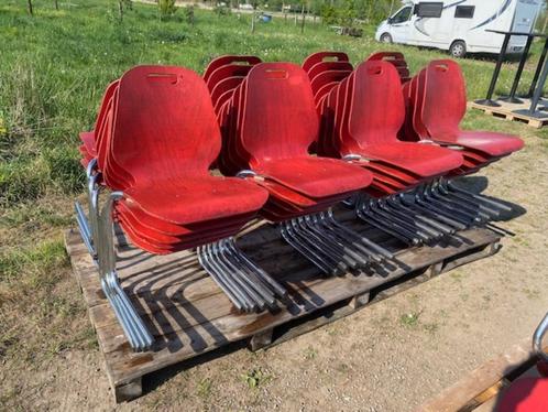 VINTAGE STOELEN SOUVIGNET 1998, Huis en Inrichting, Stoelen, Gebruikt, Vijf, Zes of meer stoelen, Hout, Metaal, Rood, Ophalen of Verzenden