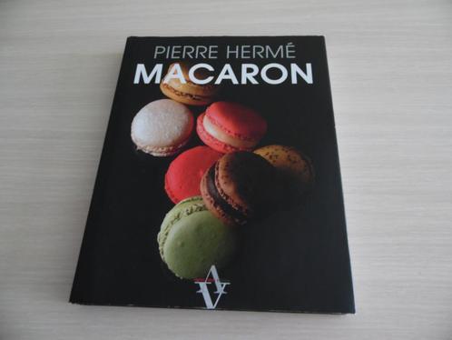 MACARON        PIERRE  HERMÉ, Boeken, Kookboeken, Zo goed als nieuw, Taart, Gebak en Desserts, Frankrijk, Ophalen of Verzenden
