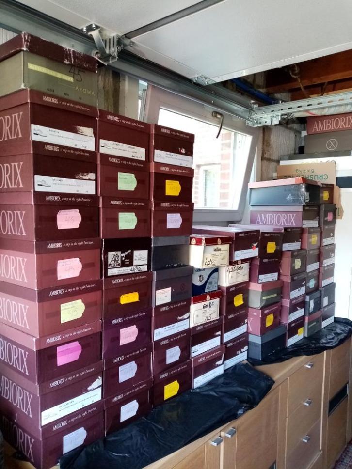 Partij Heren schoenen Ambiorix, Kleding | Heren, Schoenen, Nieuw, Veterschoenen, Blauw, Ophalen of Verzenden