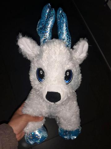 : Peluche Cerf Blanc & Bleu Pailleté – Magie Boréale beschikbaar voor biedingen