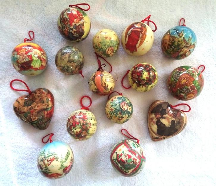 Kerst: 15 vintage hangversieringen, Diversen, Kerst, Gebruikt, Ophalen of Verzenden