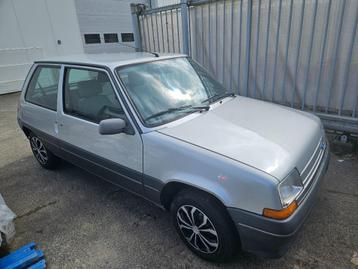 Renault 5 1.4i essence année 1989 95000km AUTOMATIQUE 2ème r