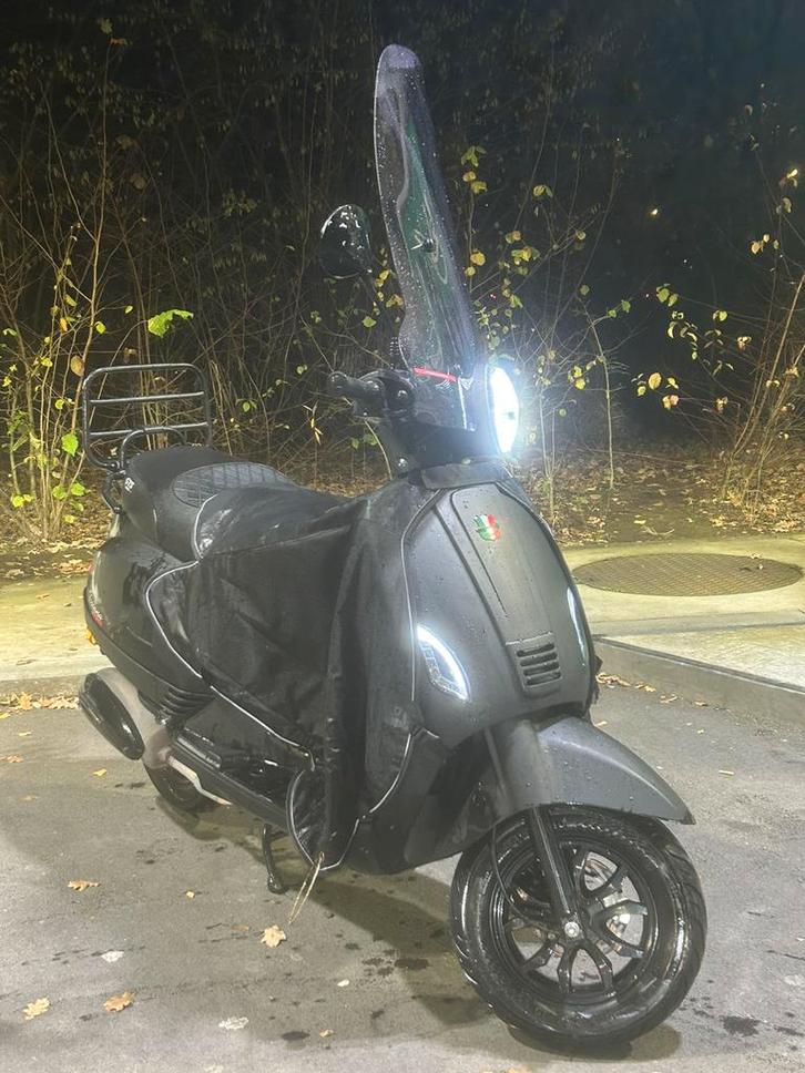 Gts Toscana A klasse 2023 Dynamic‼️, Fietsen en Brommers, Snorfietsen en Snorscooters, Ophalen