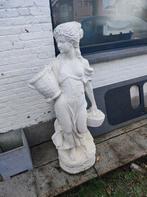 Statue blanche d'une dame de 137 cm de haut., Jardin & Terrasse, Comme neuf, Pierre, Homme, Enlèvement