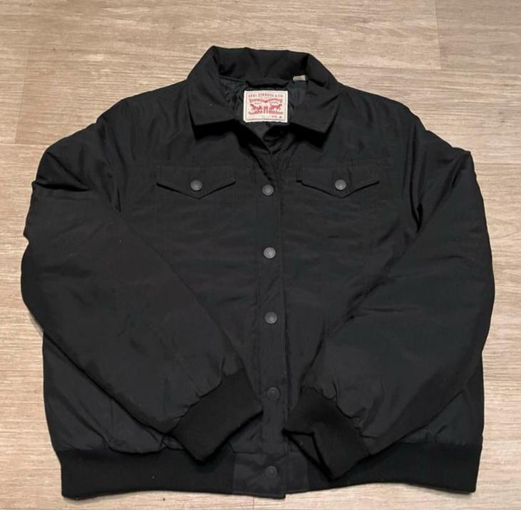 levi’s zwart  damesjasje maat  xl, Kleding | Dames, Jassen | Zomer, Zo goed als nieuw, Maat 46/48 (XL) of groter, Zwart, Ophalen