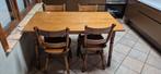 Table de cuisine en chêne avec ses 4 chaises en bon état, Maison & Meubles, Salles à manger complètes, Enlèvement, Comme neuf