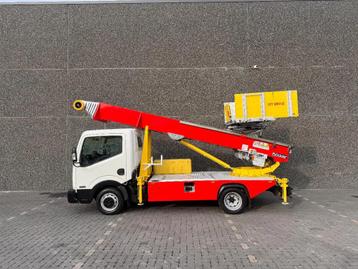 Nissan Cabstar NT 400 BOCKER HL 34/1-8LH TOP CONDITION beschikbaar voor biedingen