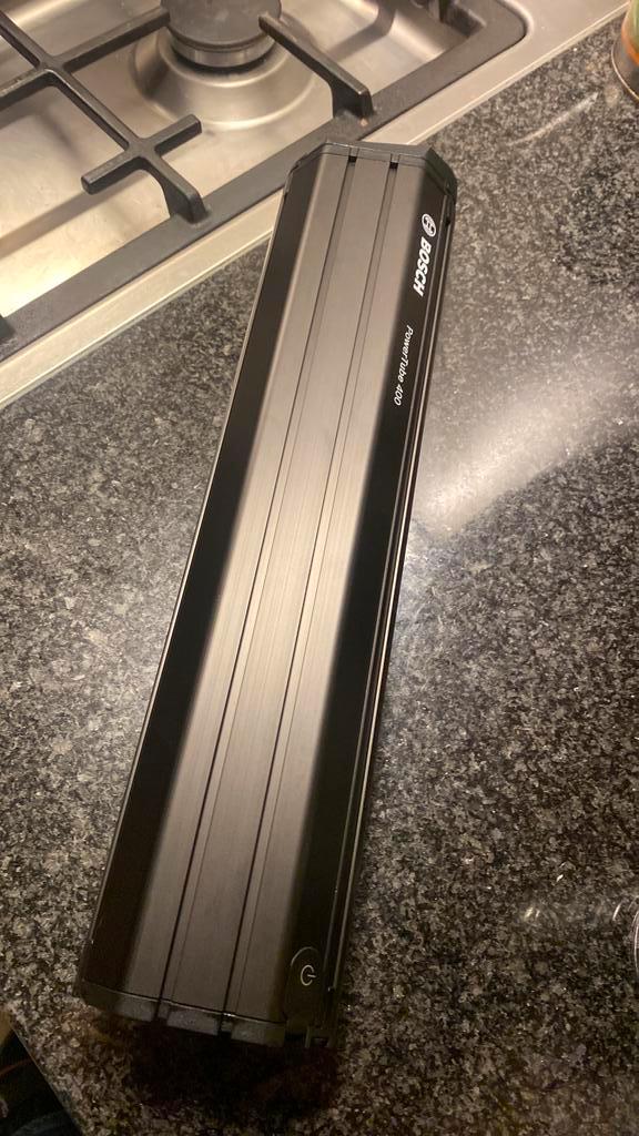 Bosch powertube verticaal 400Wh NIEUW!!, Fietsen en Brommers, Fietsaccessoires | Fietsaccu's, Nieuw, Ophalen