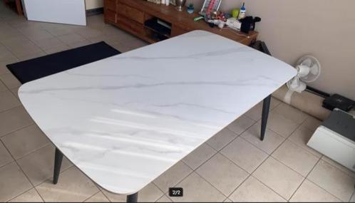 Zeer mooie gemarmerde keramische tafel - nieuwstaat, Huis en Inrichting, Tafels | Eettafels, Zo goed als nieuw, 50 tot 100 cm