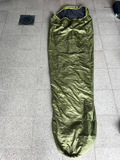 2 slaapzakken mummy volwassene, Caravans en Kamperen, Slaapzakken, Zo goed als nieuw, Ophalen