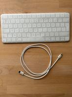Apple Magic Keyboard met Touch ID, Computers en Software, Toetsenborden, Ophalen of Verzenden, Azerty, Zo goed als nieuw