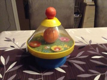 Plastic vintage speelgoed tol  beschikbaar voor biedingen