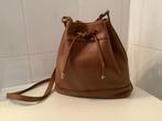 Handtas LEER met verstelbare schouderriem. Kleur congnac., Handtassen en Accessoires, Tassen | Damestassen, Ophalen of Verzenden