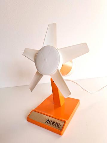 Vintage ventilator  beschikbaar voor biedingen