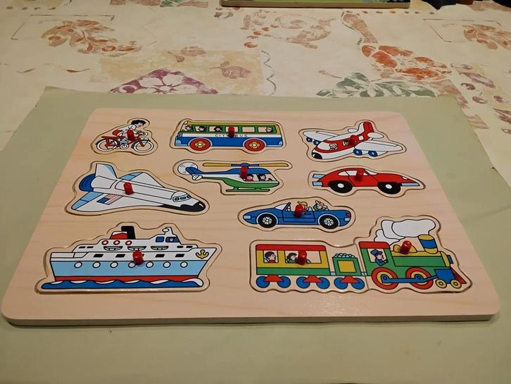 Houten nopjespuzzel voertuigen, Kinderen en Baby's, Speelgoed | Houten speelgoed, Zo goed als nieuw, Ophalen