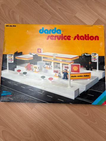 Darda service station Vintage, Enfants & Bébés, Jouets | Circuits, Enlèvement ou Envoi, Comme neuf, Autres marques, À monter soi-même