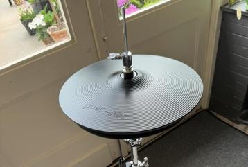 Roland digitaal Hi-Hat, VH 14 D, fantastisch speelgevoel beschikbaar voor biedingen
