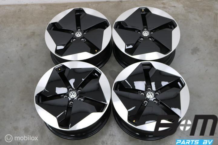 NIEUWSTAAT! ORIGINEEL 20 inch Sanya velgen VW ID3 10A601025T, Auto-onderdelen, Banden en Velgen, Velg(en), Gebruikt