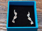 sterling zilveren DNA-oorbellen, nieuwstaat, Neuf, Enlèvement ou Envoi, Argent, Argent