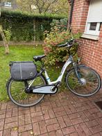 Elektrische fiets met oplader, Fietsen en Brommers, Ophalen, Zo goed als nieuw