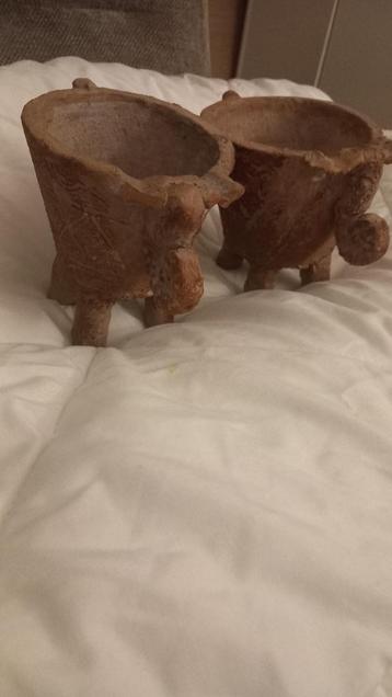 Oud kunstobject beschikbaar voor biedingen