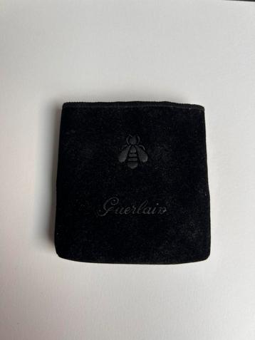 Fard à paupières Guerlain velours d’or 410 beschikbaar voor biedingen