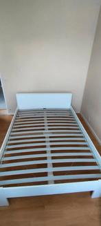 Bed malm 140/200, Huis en Inrichting, Slaapkamer | Bedden, Ophalen, Zo goed als nieuw