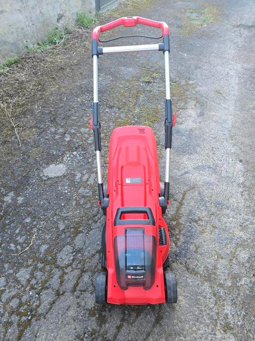 Nieuwe grasmaaier en heggenschaar op batterijen, Tuin en Terras, Grasmaaiers, Zo goed als nieuw, Ophalen