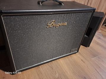 Bugera 212TS gitaar speakerkast 2x12 disponible aux enchères