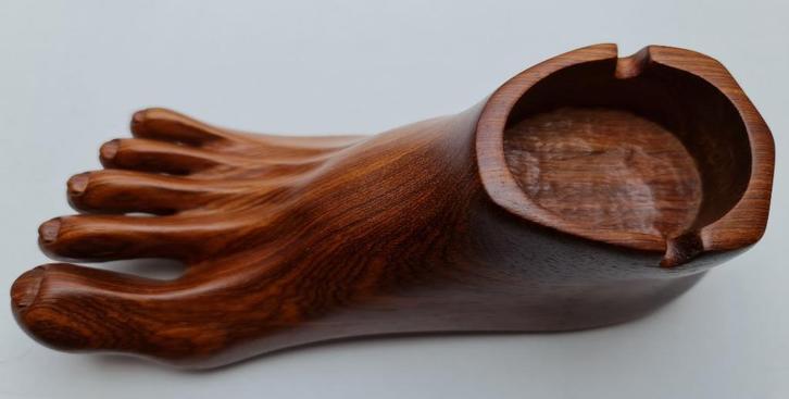 Asbak - voet hout, Verzamelen, Rookartikelen, Aanstekers en Luciferdoosjes, Nieuw, Asbak, Ophalen of Verzenden