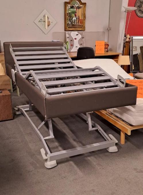 Elektrisch hoog-laag bed met 4 motoren – stevig, praktisch e, Huis en Inrichting, Slaapkamer | Bedden, Gebruikt, Eenpersoons, 90 cm