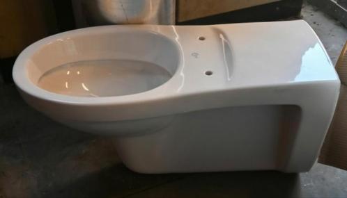 W.C. voor mindervaliden (nieuw), Doe-het-zelf en Bouw, Sanitair, Koper, Ophalen of Verzenden