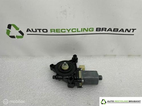 Raammotor rechtsvoor Audi Volkswagen Skoda 5Q0959802B, Auto-onderdelen, Ruiten en Toebehoren, Audi, Gebruikt, Ophalen of Verzenden