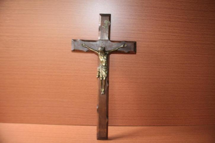 Bronzen "Jezus aan het kruis" beeld, Antiek en Kunst, Antiek | Religieuze voorwerpen, Ophalen of Verzenden