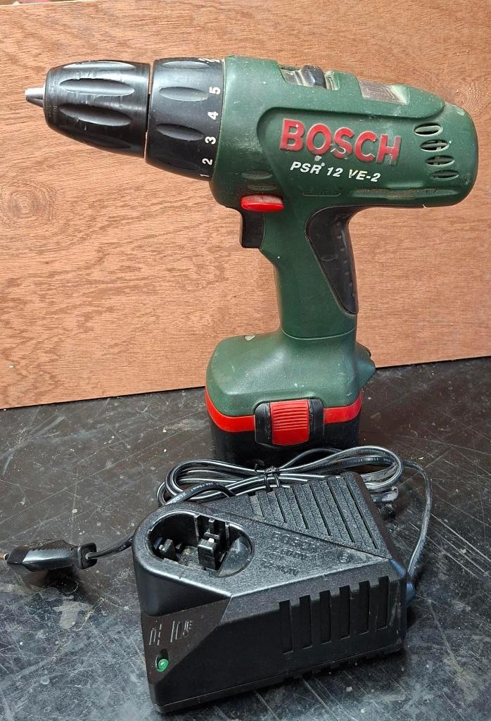 Perceuse visseuse sans fil BOSCH, Bricolage & Construction, Outillage | Foreuses, Utilisé, Perceuse, Moins de 400 watts, Vitesse variable