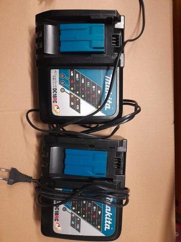 Makita oplader beschikbaar voor biedingen