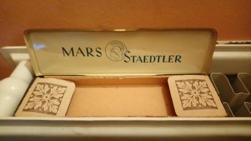 boite à crayon vide en métal Mars Staedtler, Collections, Boîte en métal, Comme neuf, Autre, Autres marques, Enlèvement