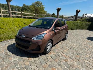 Hyundai i10 1.0i ***1e eigenaar/ slechts 6.800 km!!!***, Autos, Bluetooth, Achat, Euro 6, Boîte manuelle