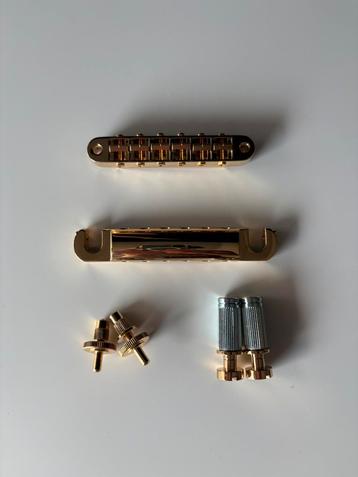 Set tune-o-matic beschikbaar voor biedingen