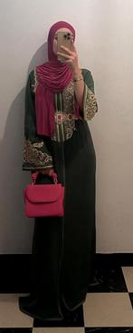 Groen met roze details, Ophalen, Zo goed als nieuw