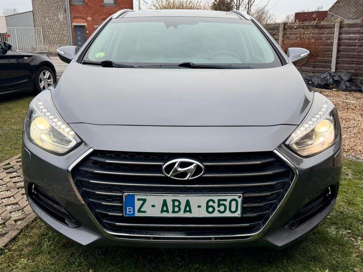 Superbe Hyundai i40 Break – 2018 – Full Options, Autos, Hyundai, Entreprise, Achat, i40, ABS, Caméra de recul, Airbags, Air conditionné